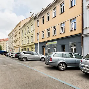 Easy Housing Хостел