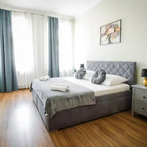 Anastasie Apartment