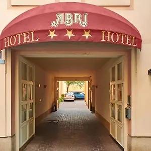 Abri Apartment