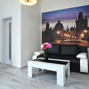  Apartman Navratilova